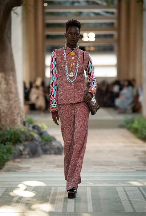 chanel dakar senegal|THE 2022/23 MÉTIERS D’ART CHANEL – DAKAR SHOW.